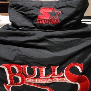 Vintage Chicago Bulls starter jacket men's large